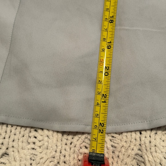 BCBGMAXAZRIA Elegant Gray Sequin Sleeve Women's Top size S - Picture 7 of 8